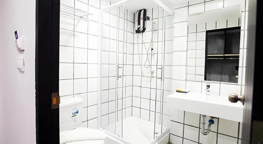 B2 Hotel South Pattaya Buitenkant foto